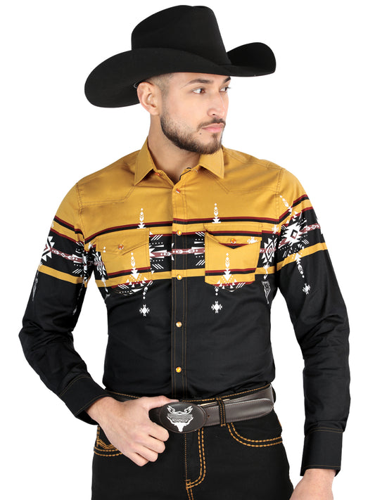 Camisa Vaquera Manga Larga Estampada Negro/Mostaza para Hombre 'El Señor de los Cielos' - ID: 44453 Camisas Estampadas El Señor de los Cielos Black/Mustard